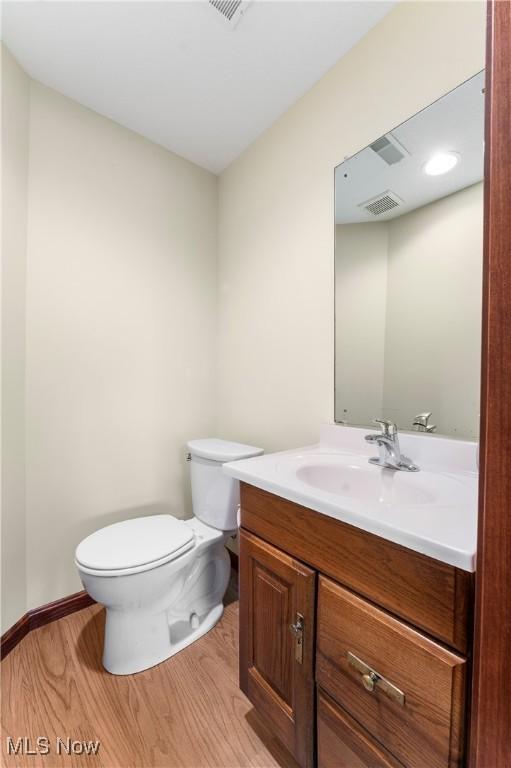 4696 Riverdale St SW, Bolivar, OH 44612 - photo 28