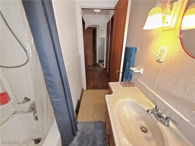 121 Valley Way, Weirton, WV 26062 - bathroom featuring shower / tub combo with curtain and vanity