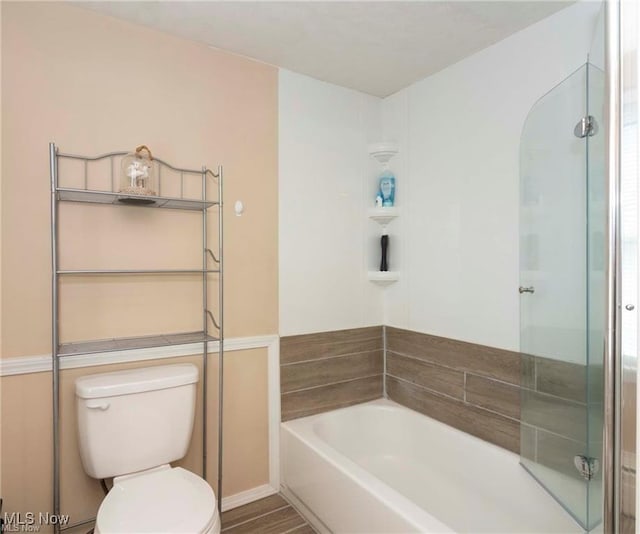 410 E Main St, Lakeside-Marblehead, OH 43440 - bathroom with a garden tub and toilet