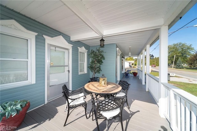 410 E Main St, Lakeside-Marblehead, OH 43440 - view of wooden porch