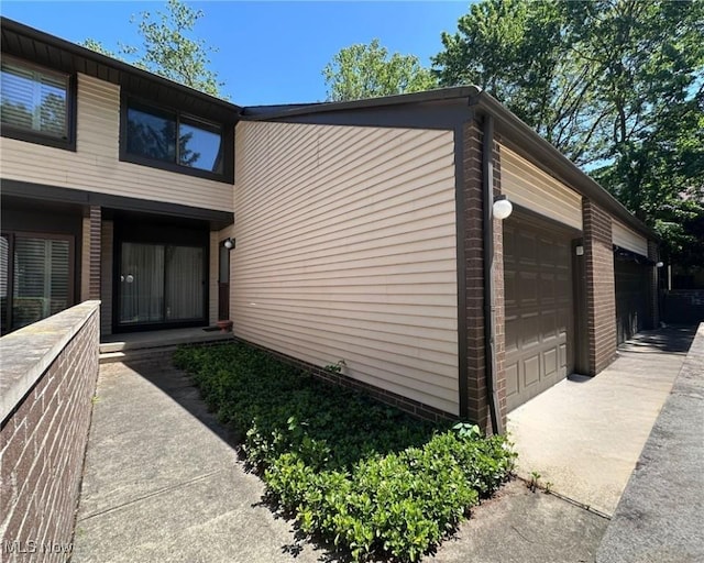 547 Towns Ln Unit 129, Richmond Heights, OH 44143 - view of side of home