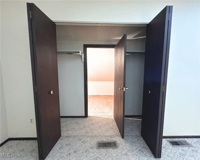 547 Towns Ln Unit 129, Richmond Heights, OH 44143 - view of closet