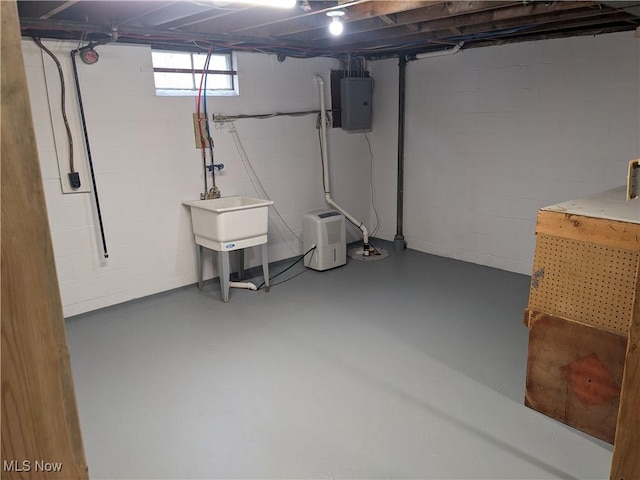 871 Chinook Ave, Akron, OH 44305 - below grade area with electric panel