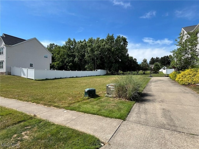 487 Marigold Ln, Kent, OH 44240