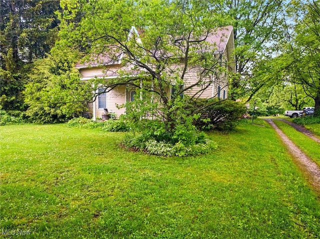 3912 Austinburg Rd, Ashtabula, OH 44004 - view of green lawn featuring dirt driveway