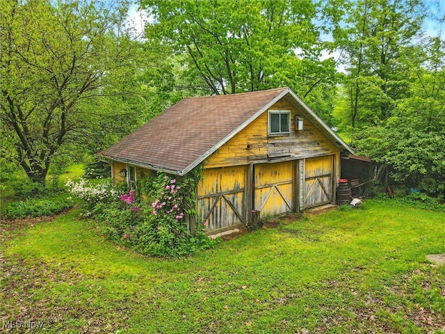 3912 Austinburg Rd, Ashtabula, OH 44004 - view of barn featuring a lawn