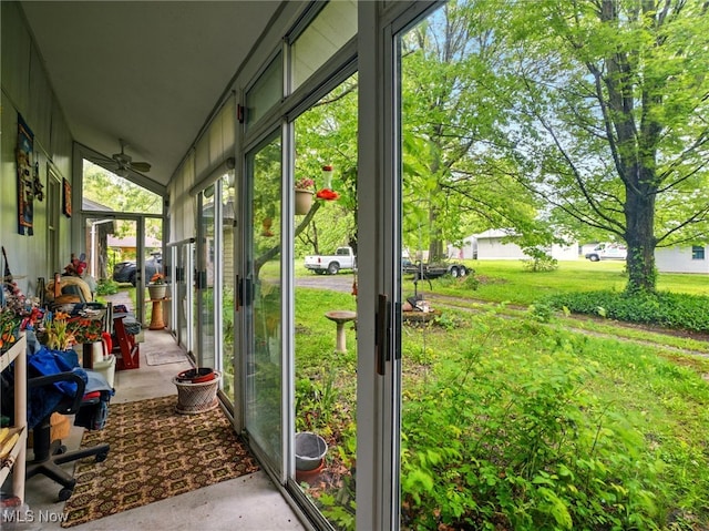 3912 Austinburg Rd, Ashtabula, OH 44004 - sunroom / solarium with a ceiling fan