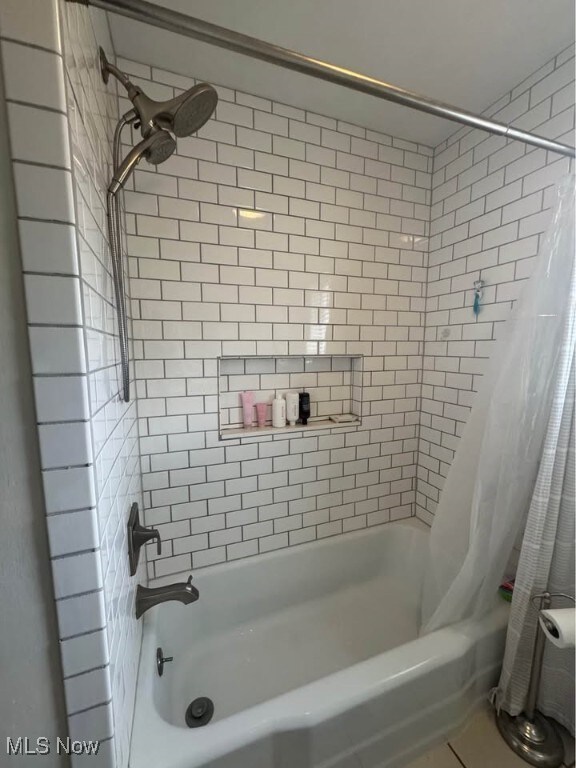 1505 N 14th St, Cambridge, OH 43725 - full bath with shower / bath combination with curtain