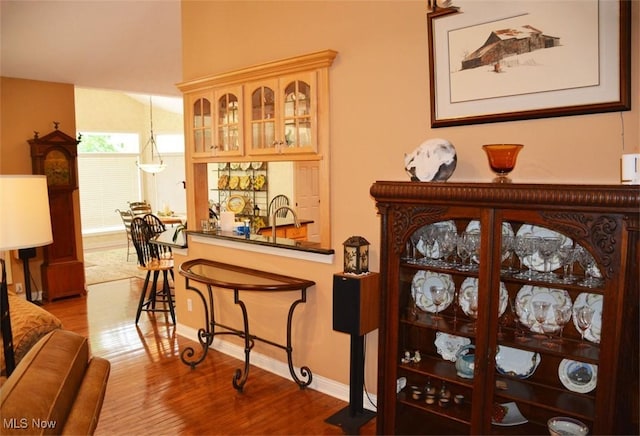 7711 Marewood Pl, Painesville, OH 44077 - detailed view of wood finished floors and baseboards