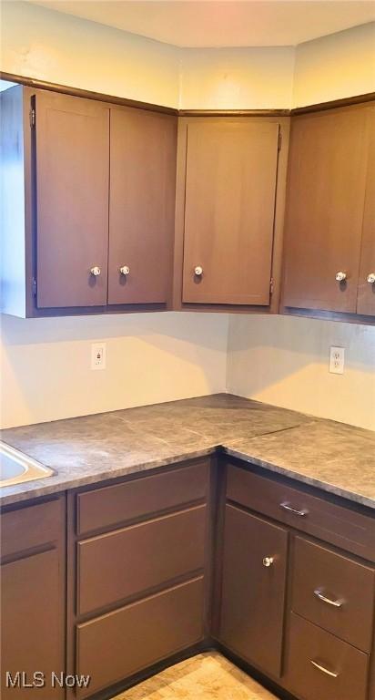 5100 Greenhurst Dr, Maple Heights, OH 44137 - view of kitchen