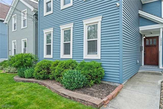 2450 Tremont Ave, Cleveland, OH 44113 - photo 2