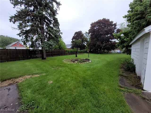 3524 State Rd, Ashtabula, OH 44004 - view of yard