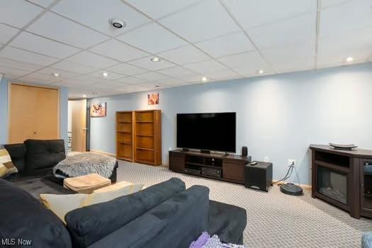 1339 Harmony Dr, Wadsworth, OH 44281 - carpeted living area with a drop ceiling and recessed lighting