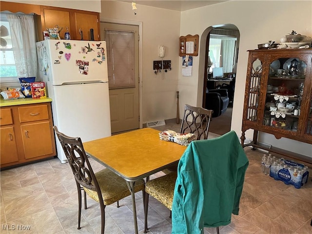 455 Smithfield St, Dillonvale, OH 43917 - dining area with arched walkways