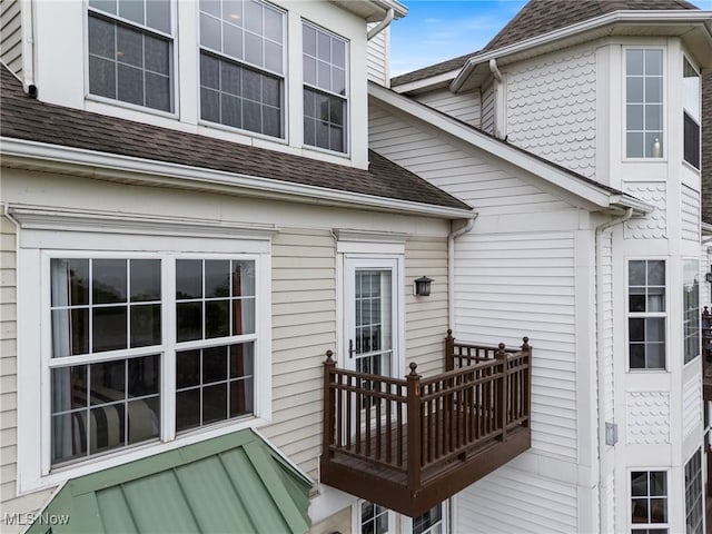6911 Father Caruso Dr, Cleveland, OH 44102 - photo 30