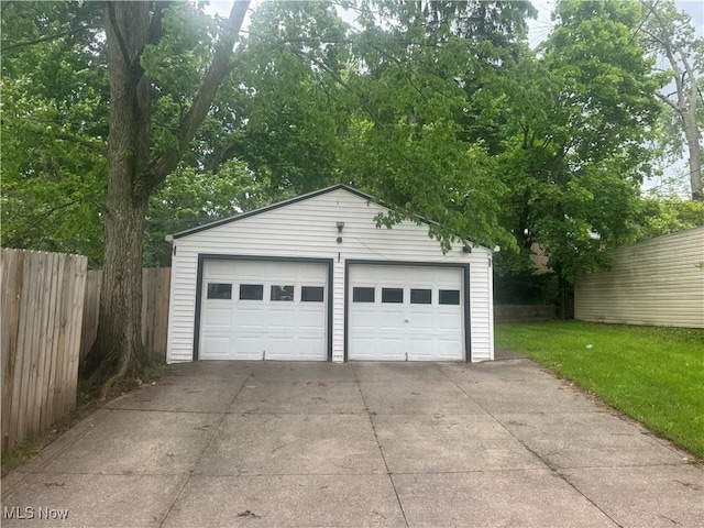 4827 E 88th St, Garfield Heights, OH 44125 - view of detached garage