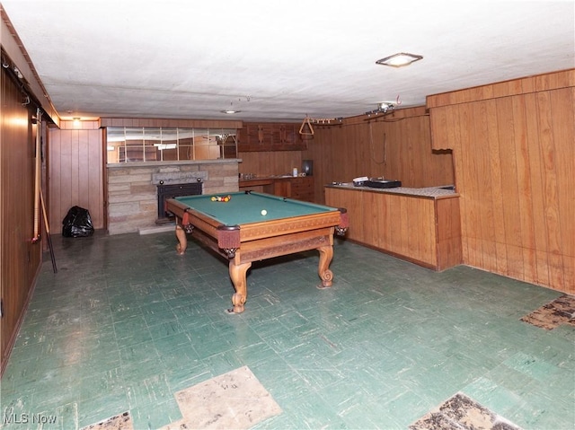 12209 Tinkers Creek Rd, Valley View, OH 44125 - playroom with tile patterned floors, wooden walls, and billiards