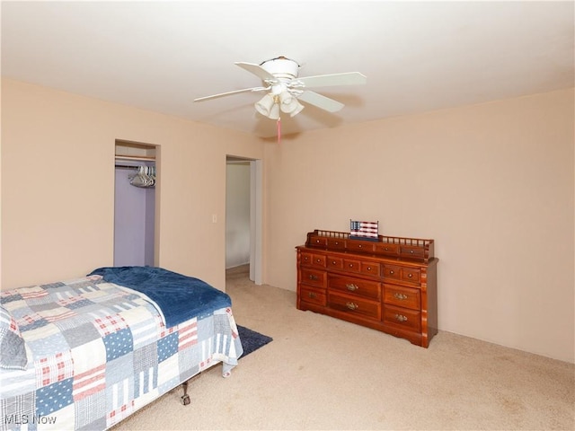 12209 Tinkers Creek Rd, Valley View, OH 44125 - bedroom with carpet, ceiling fan, and a closet