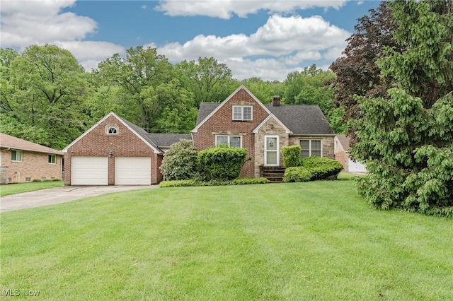 196 E Ridgewood Dr, Seven Hills, OH 44131 - photo 1