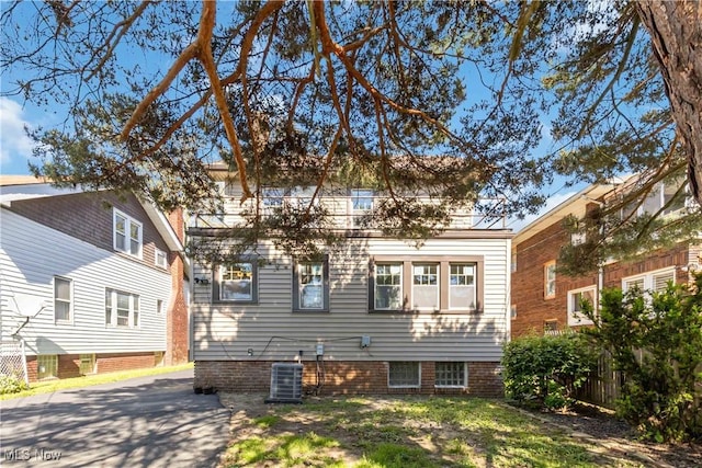 3566 Ludgate Rd, Shaker Heights, OH 44120 - view of front of property with central air condition unit