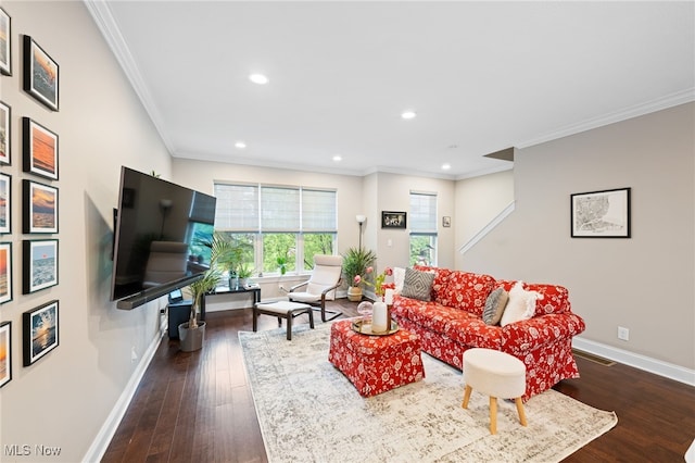 1343 W Clifton Blvd, Lakewood, OH 44107 - living area with crown molding, dark wood-type flooring, recessed lighting, and baseboards