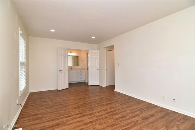 2104 Glouchester Dr, Lyndhurst, OH 44124 - photo 20