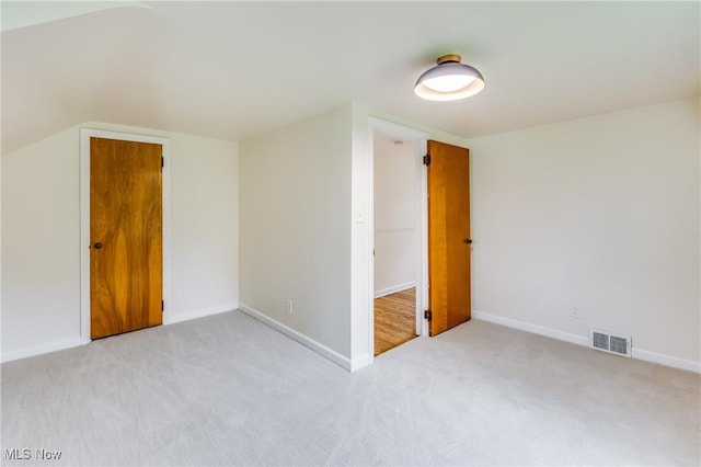 2546 Atlantic, Warren, OH 44483 - bonus room with light colored carpet, baseboards, and vaulted ceiling