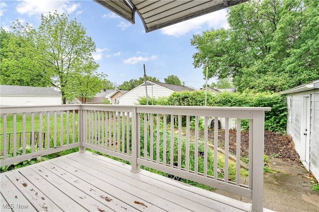 321 Cornell Ave, Youngstown, OH 44507 - view of wooden deck
