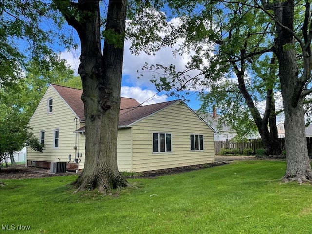 29000 Norman Ave, Wickliffe, OH 44092 - back of house featuring roof with shingles and central AC unit