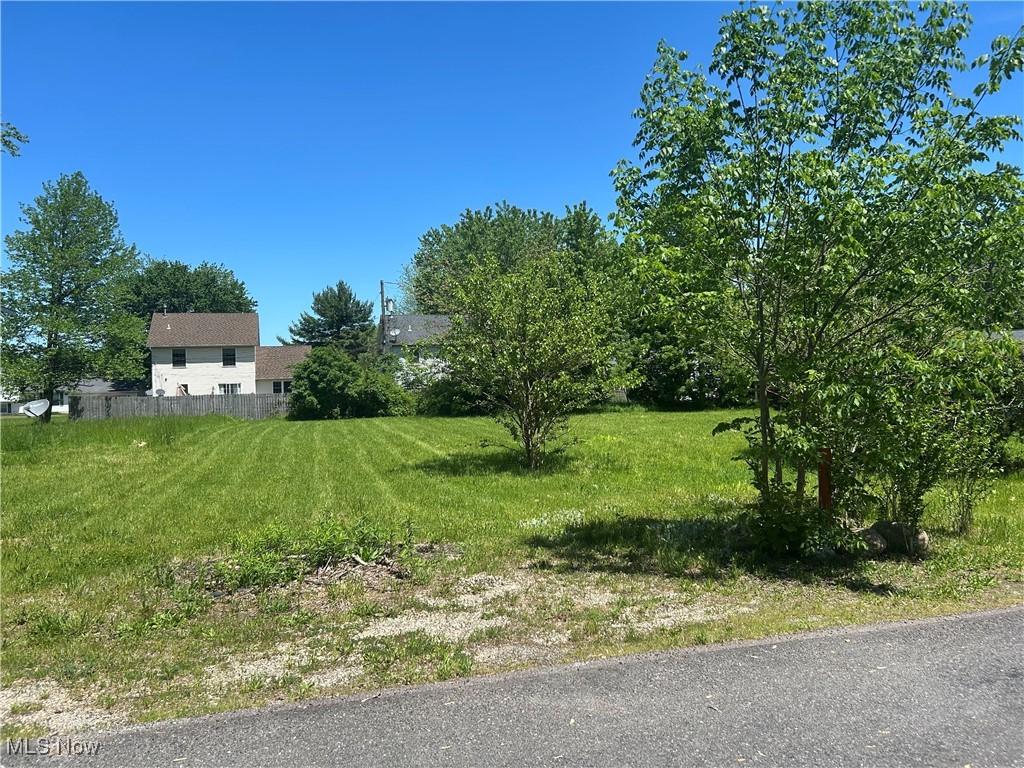 41624 Rosewood St, Elyria, OH 44035 - photo 2
