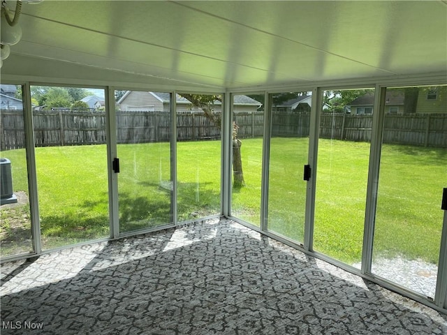 2733 W 37th St, Lorain, OH 44053 - view of unfurnished sunroom