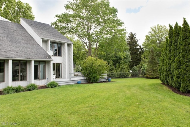 30907 Arlington Cir, Bay Village, OH 44140 - view of yard