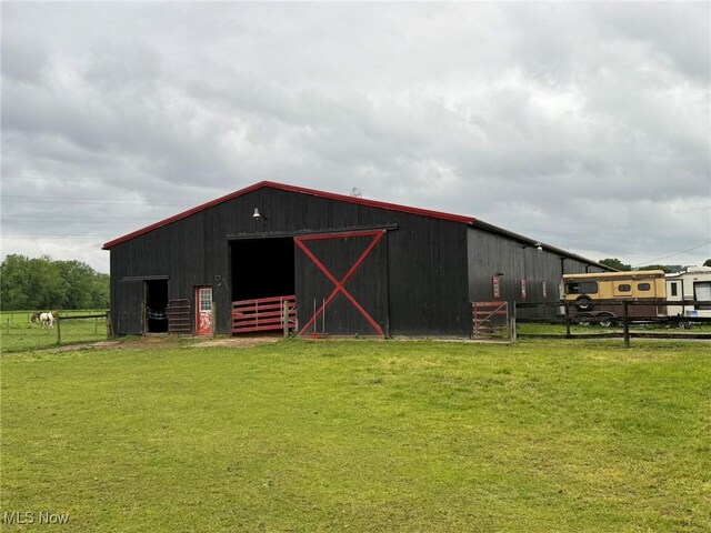 6920 Riverside Rd SE, Gnadenhutten, OH 44629 - view of pole building