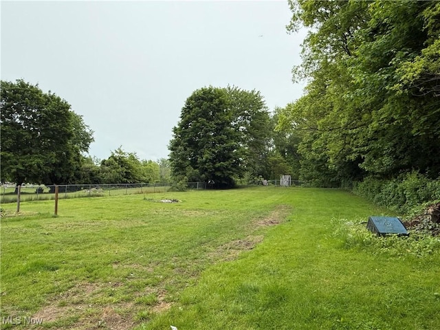 7350 Center Rd, Saybrook, OH 44004 - view of yard