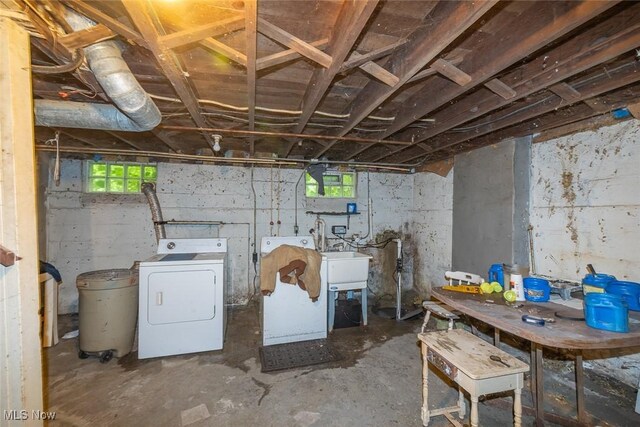 8706 Stearns Rd, Oh, OH 44138 - photo 28