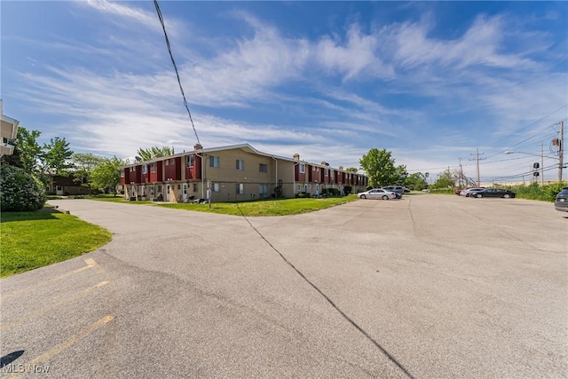 27701 Mills Ave Unit 2N, Euclid, OH 44132 - view of asphalt road with street lights