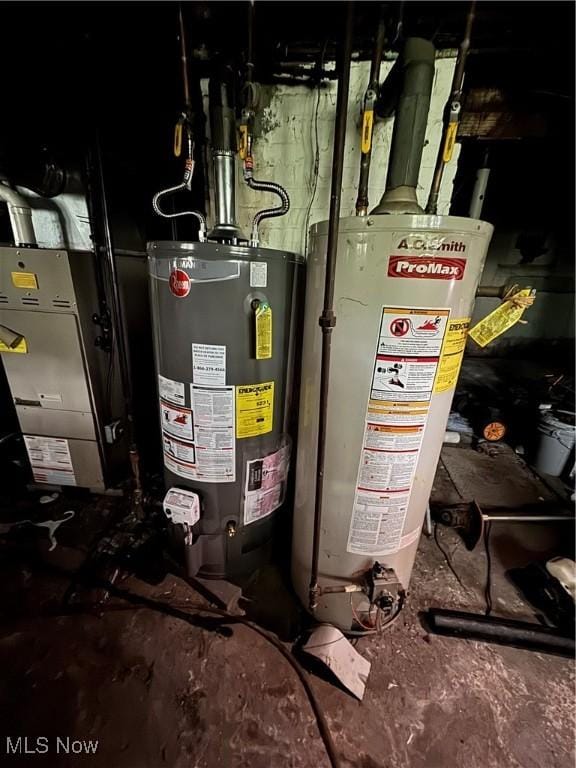 3293 E 121st St, Cleveland, OH 44120 - utilities with water heater and heating unit
