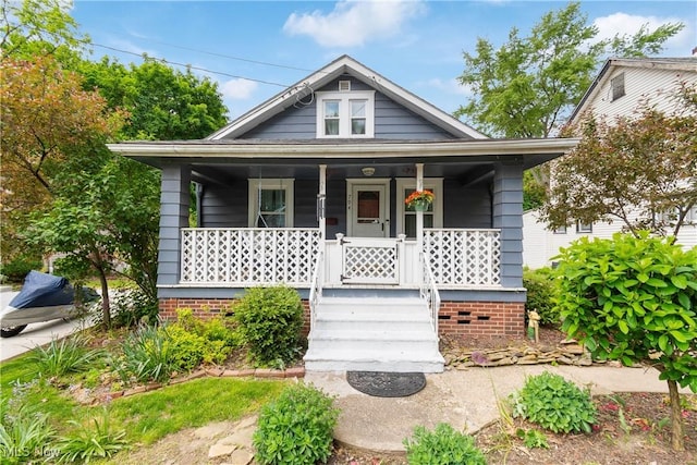 794 Ranney St, Akron, OH 44310 - bungalow-style home with a porch