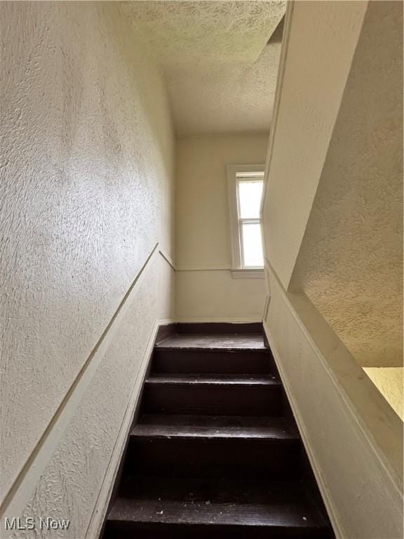 3455 E 142nd St, Cleveland, OH 44120 - photo 21