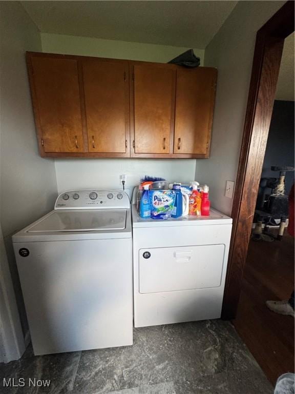 1009 Bogart Rd, Huron, OH 44839 - laundry room featuring independent washer and dryer and cabinet space