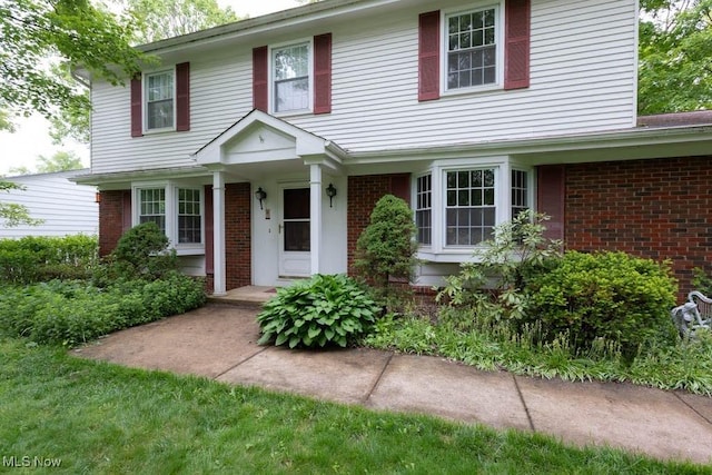 5940 Hansom Dr, Solon, OH 44139 - view of front of house with brick siding