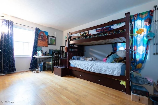 5940 Hansom Dr, Solon, OH 44139 - bedroom with wood finished floors