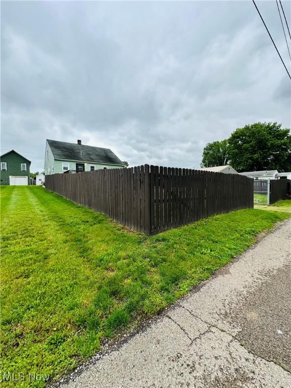 418 Main St, Philo, OH 43771 - view of yard