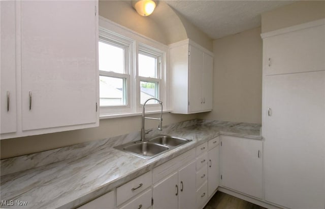 2606 Oakwood Ave, Youngstown, OH 44509 - photo 18