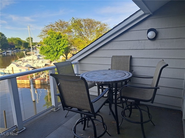629 Main St, Vermilion, OH 44089 - balcony with a water view