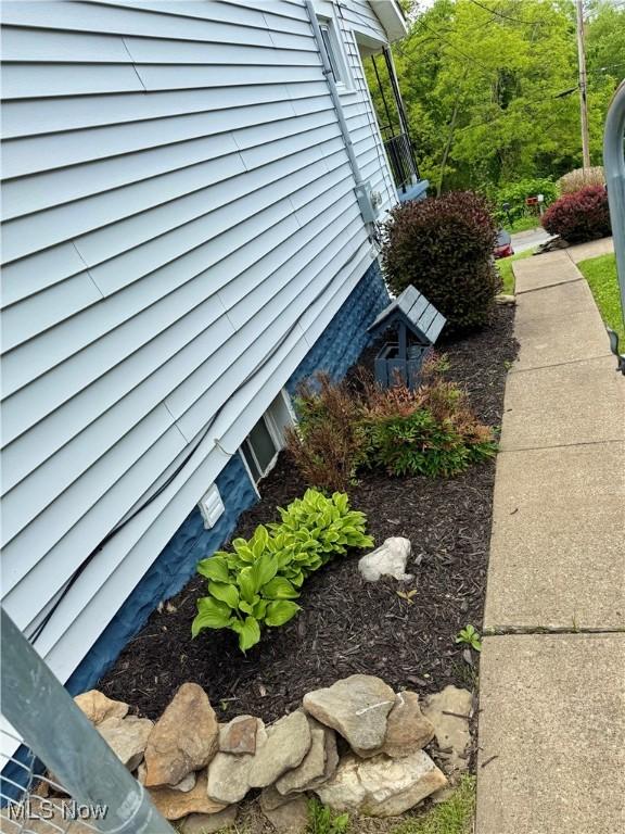 237 Beech Rd, Weirton, WV 26062 - exterior view