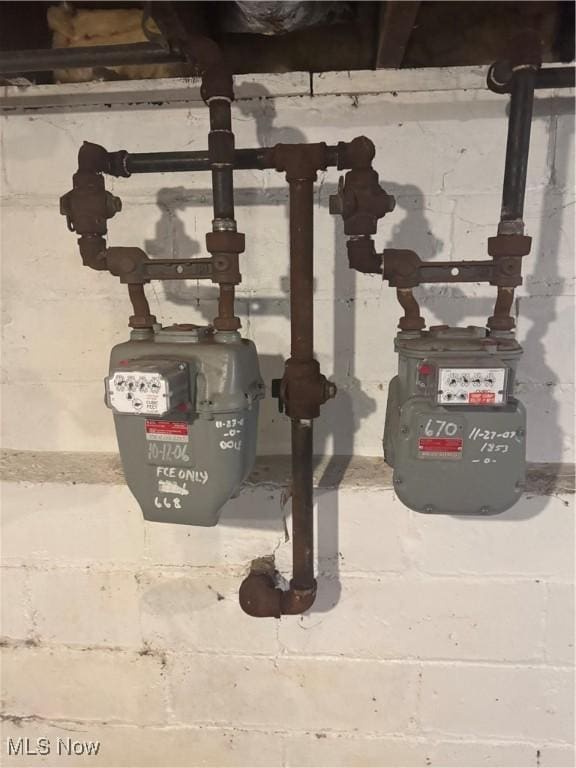666 Parkwood Rd, Cleveland, OH 44108 - view of utilities