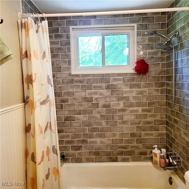 13423 Price St NE, Alliance, OH 44601 - full bath featuring shower / bath combo