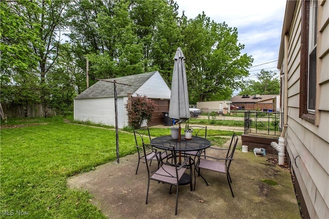13102 Liberty Ave, Cleveland, OH 44135 - view of patio with outdoor dining area