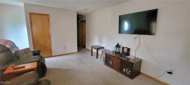 2126 Mctaggart St, Belpre, OH 45714 - living area featuring carpet flooring and baseboards
